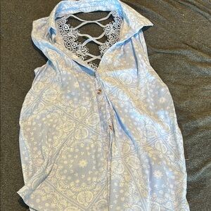 Sleeveless Blue Paisley Top with Lace Back